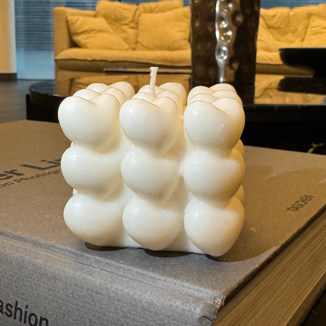Vela Cubo de Corazones Aromática
