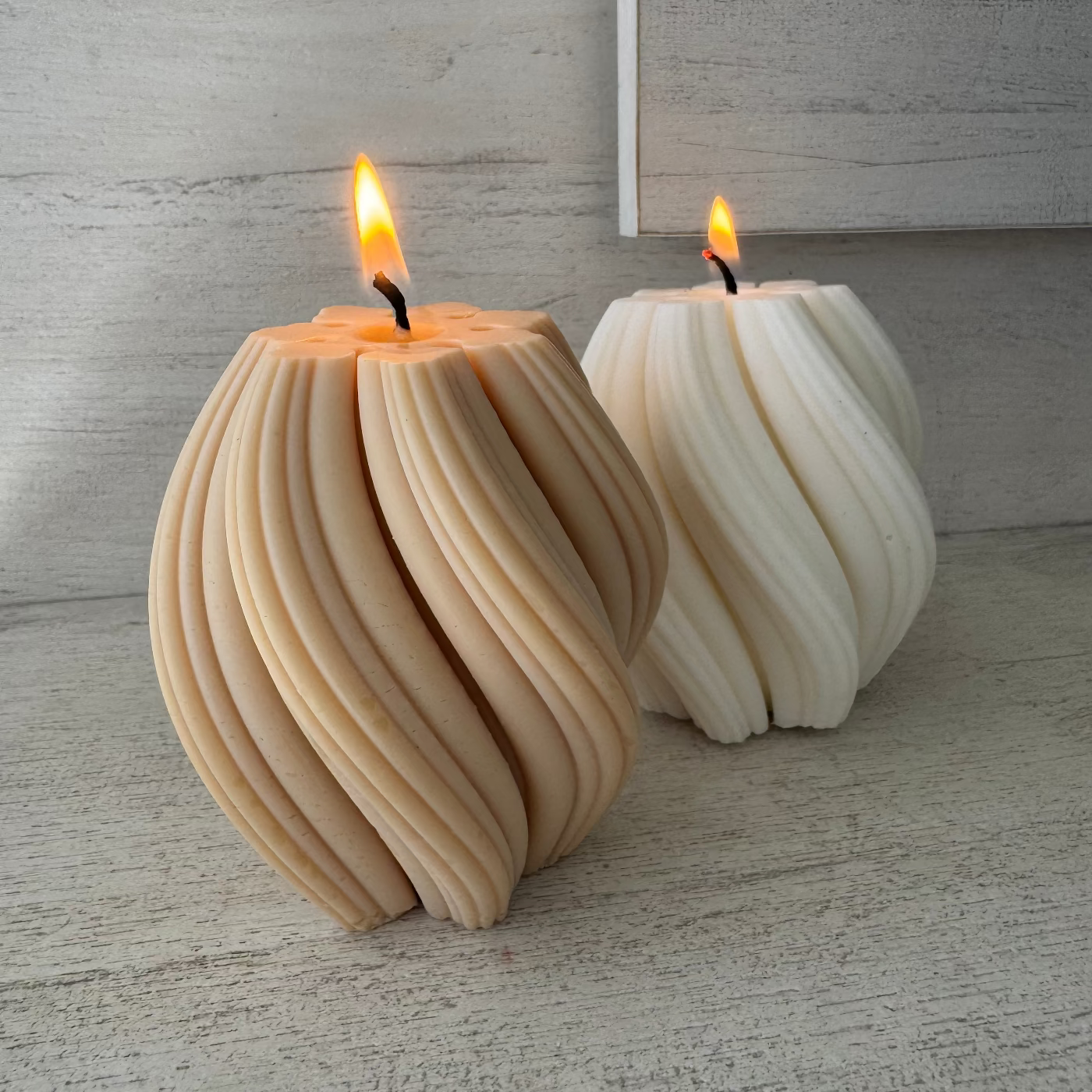 Vela Aromatica Wide Sculpt Candle